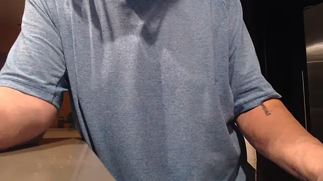 Toy-Daddy online show from October 3, 2025, 1:35 am