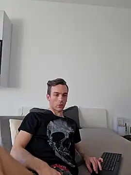 Snapshot of nickdtr chatting on January 13, 2025, 9:08 am nickdtr online show from January 13, 2025, 9:08 am