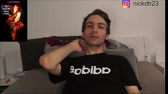 Snapshot of nickdtr chatting on February 24, 2025, 9:09 pm nickdtr online show from February 24, 2025, 9:09 pm