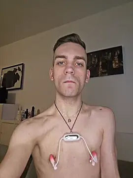 Snapshot of nickdtr chatting on November 15, 2025, 4:47 pm nickdtr online show from November 15, 2025, 4:47 pm