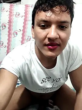 aslyhernandez 7 online show from February 13, 2026, 2:18 am