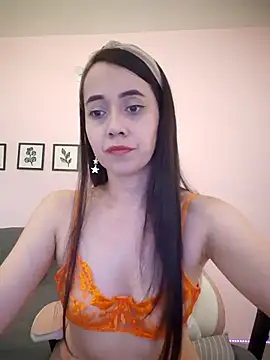 sophie pazz online show from August 1, 2026, 1:32 pm
