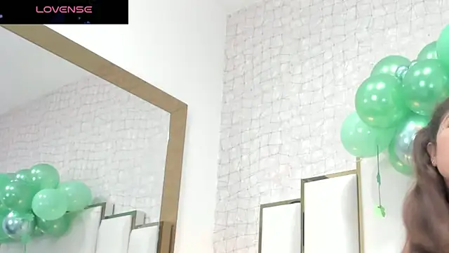 Victoriaa millers online show from March 20, 2025, 4:07 am