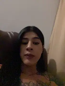 daniigarcia online show from May 12, 2026, 12:52 am