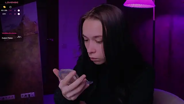 Snapshot of LilithStrangfor chatting on September 30, 2025, 8:41 am LilithStrangfor online show from September 30, 2025, 8:41 am