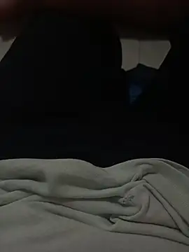 Snapshot of beautiful_hands_ chatting on November 12, 2025, 9:10 am beautiful hands online show from November 12, 2025, 9:10 am