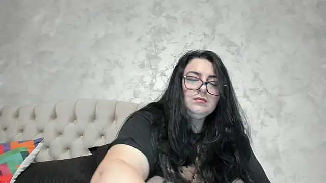 AdoreMe9 online show from March 11, 2026, 7:31 pm