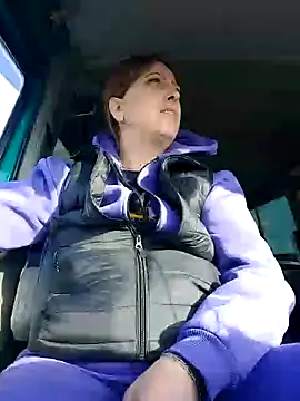 Snapshot of larylary6969 chatting on January 15, 2025, 9:24 am larylary6969 online show from January 15, 2025, 9:24 am