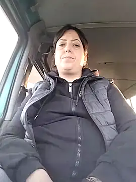 Snapshot of larylary6969 chatting on November 26, 2025, 1:34 pm larylary6969 online show from November 26, 2025, 1:34 pm