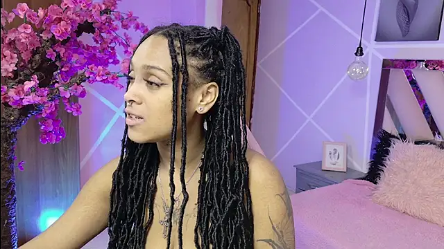 Elith noa online show from December 18, 2025, 7:42 pm