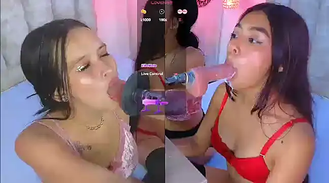 Snapshot of mylittle_princess chatting on March 16, 2025, 3:28 pm mylittle princess online show from March 16, 2025, 3:28 pm