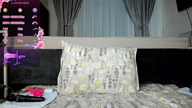 Snapshot of wowsquirtx chatting on January 17, 2025, 3:23 am wowsquirtx online show from January 17, 2025, 3:23 am