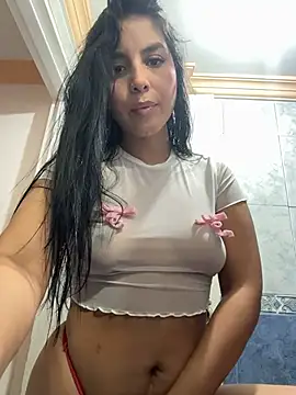 Snapshot of _miaquevedo_ chatting on May 21, 2026, 12:56 pm miaquevedo online show from May 21, 2026, 12:56 pm