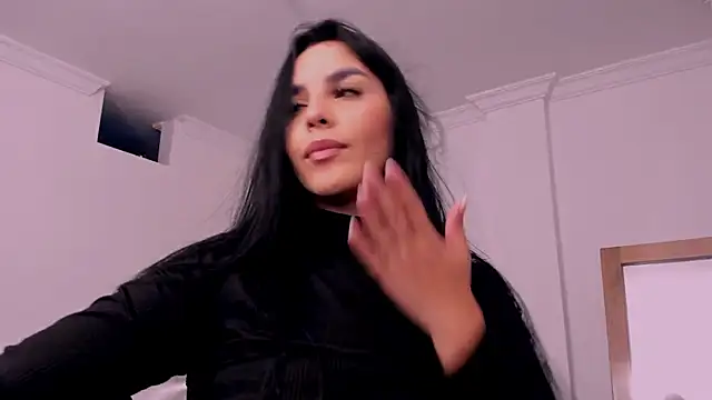 Snapshot of _miaquevedo_ chatting on June 5, 2026, 4:13 pm miaquevedo online show from June 5, 2026, 4:13 pm