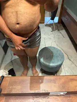 Snapshot of versatile_guy01 chatting on November 8, 2025, 2:56 am versatile guy01 online show from November 8, 2025, 2:56 am