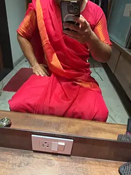 Snapshot of versatile_guy01 chatting on December 20, 2025, 6:37 pm versatile guy01 online show from December 20, 2025, 6:37 pm