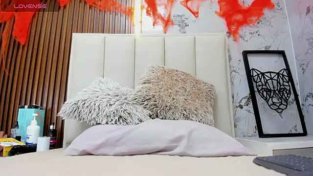 Snapshot of LINASTARK chatting on November 1, 2025, 3:08 am LINASTARK online show from November 1, 2025, 3:08 am