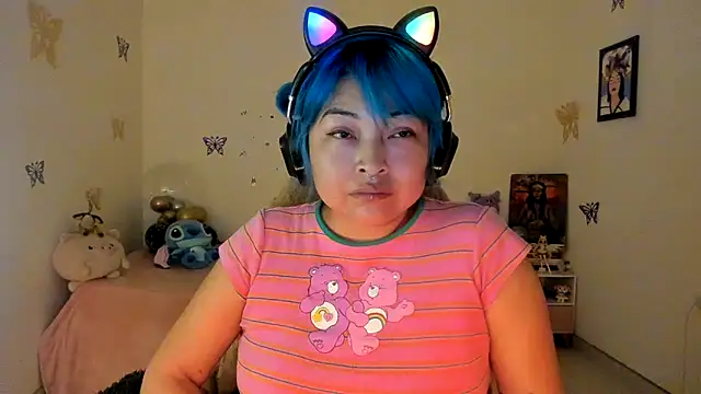 Shaddycute  online show from September 30, 2025, 3:22 am