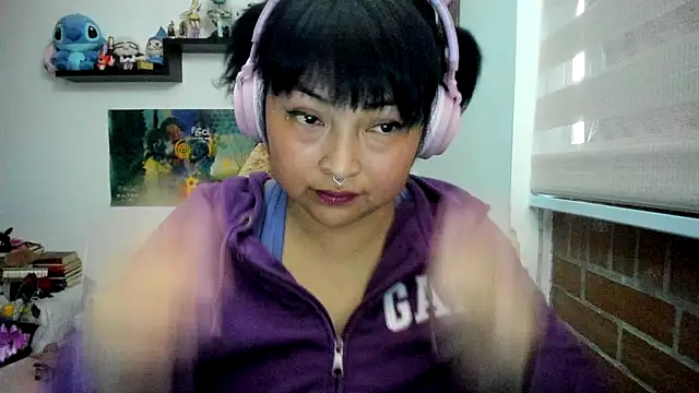 Shaddycute  online show from February 14, 2026, 2:14 pm