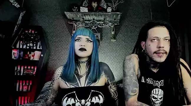 Snapshot of DimmuandDarkness chatting on January 28, 2025, 2:53 am DimmuandDarkness online show from January 28, 2025, 2:53 am