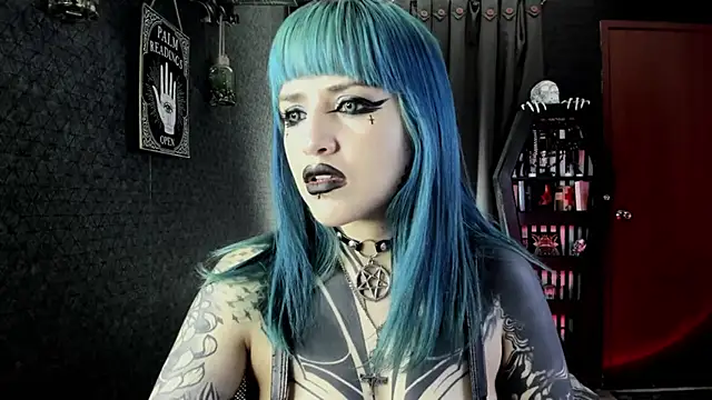 Snapshot of DimmuandDarkness chatting on February 13, 2025, 3:56 pm DimmuandDarkness online show from February 13, 2025, 3:56 pm