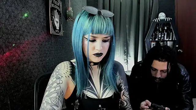 Snapshot of DimmuandDarkness chatting on February 28, 2025, 3:59 am DimmuandDarkness online show from February 28, 2025, 3:59 am