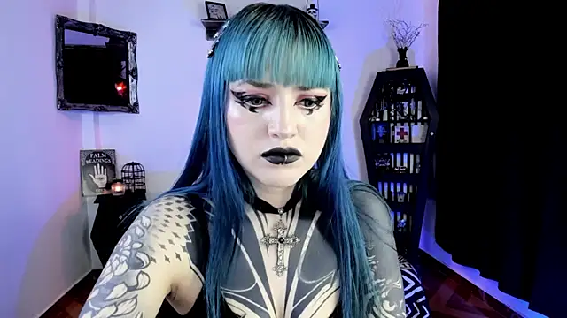 Snapshot of DimmuandDarkness chatting on October 10, 2025, 6:12 am DimmuandDarkness online show from October 10, 2025, 6:12 am