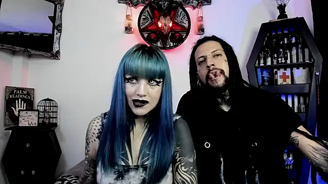 Snapshot of DimmuandDarkness chatting on October 22, 2025, 6:13 am DimmuandDarkness online show from October 22, 2025, 6:13 am