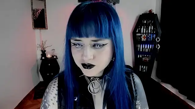 Snapshot of DimmuandDarkness chatting on July 16, 2026, 10:10 am DimmuandDarkness online show from July 16, 2026, 10:10 am