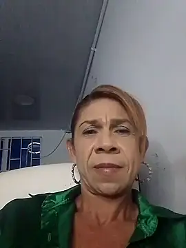 Snapshot of Antonella_borja chatting on October 19, 2025, 8:42 pm Antonella borja online show from October 19, 2025, 8:42 pm