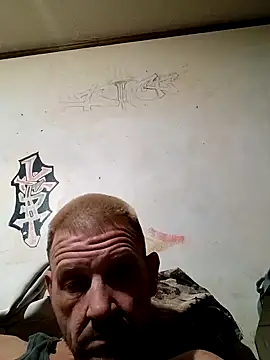 Snapshot of gettinit2wice chatting on December 14, 2024, 11:45 pm gettinit2wice online show from December 14, 2024, 11:45 pm