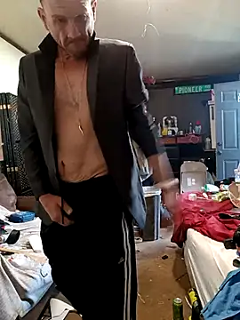 Snapshot of gettinit2wice chatting on February 27, 2025, 5:15 pm gettinit2wice online show from February 27, 2025, 5:15 pm