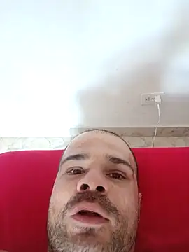 LEIRIS Y FRED 01 online show from September 22, 2025, 5:37 pm