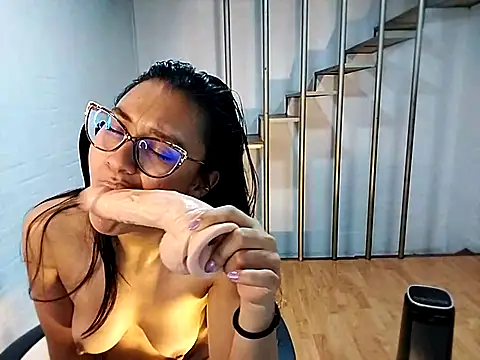 Snapshot of Jessie_Desire chatting on February 21, 2025, 6:07 am Jessie Desire online show from February 21, 2025, 6:07 am