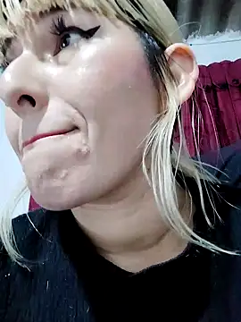 Snapshot of florecita9 chatting on February 21, 2025, 12:05 am florecita9 online show from February 21, 2025, 12:05 am