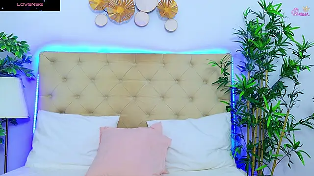 DaliyaArabian online show from April 28, 2026, 11:37 am