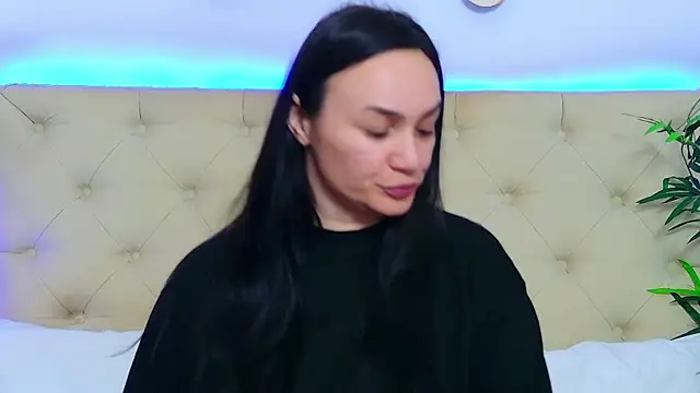 DaliyaArabian online show from June 4, 2026, 12:22 pm