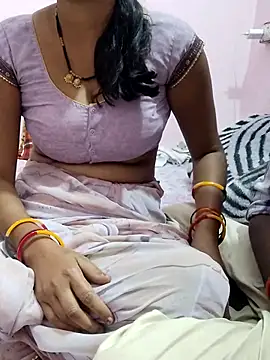 Snapshot of FeltedEuropium chatting on February 22, 2025, 8:18 am FeltedEuropium online show from February 22, 2025, 8:18 am