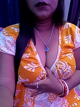 ella mariya online show from October 7, 2025, 9:50 am