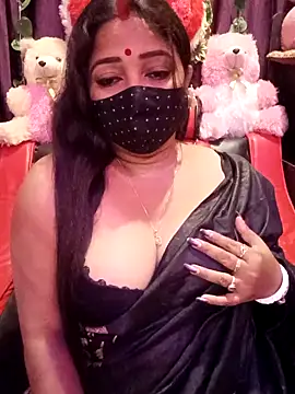 Snapshot of ella_mariya chatting on April 18, 2026, 8:20 pm ella mariya online show from April 18, 2026, 8:20 pm