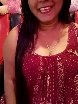 Snapshot of ella_mariya chatting on April 23, 2026, 10:14 am ella mariya online show from April 23, 2026, 10:14 am