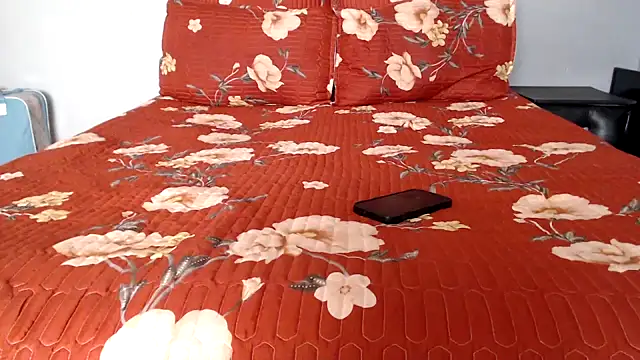 Snapshot of hoittytoittyxx chatting on September 20, 2025, 7:53 am hoittytoittyxx online show from September 20, 2025, 7:53 am