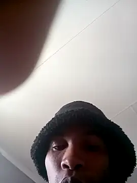 Snapshot of hoittytoittyxx chatting on September 28, 2025, 11:37 am hoittytoittyxx online show from September 28, 2025, 11:37 am