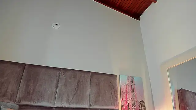 Salomesimos1 online show from February 22, 2025, 5:02 pm