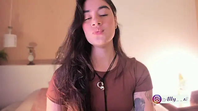 Snapshot of Ally_addams chatting on January 13, 2026, 4:18 am Ally addams online show from January 13, 2026, 4:18 am