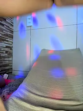 exquentadamay online show from November 20, 2025, 2:28 pm