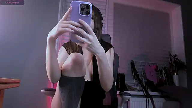 Snapshot of hype_meal_home chatting on December 17, 2025, 9:32 pm hype meal home online show from December 17, 2025, 9:32 pm