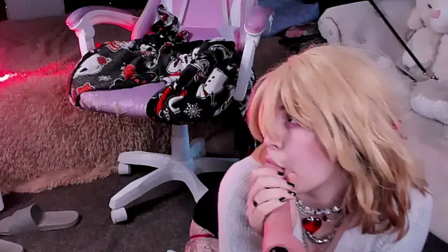 Snapshot of Alex_Howell chatting on February 11, 2025, 6:19 am Alex Howell online show from February 11, 2025, 6:19 am