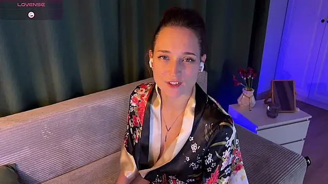 Pavlyna online show from November 25, 2025, 7:14 pm