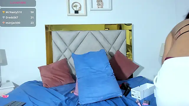 Snapshot of vahiolet_fuentes chatting on February 15, 2025, 1:10 am vahiolet fuentes online show from February 15, 2025, 1:10 am